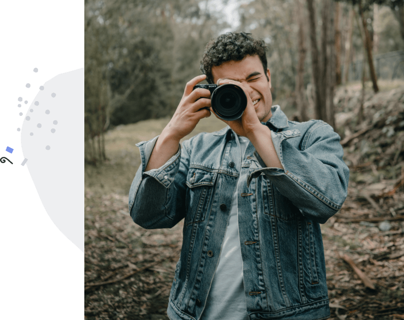Photographer who uses photography CRM software